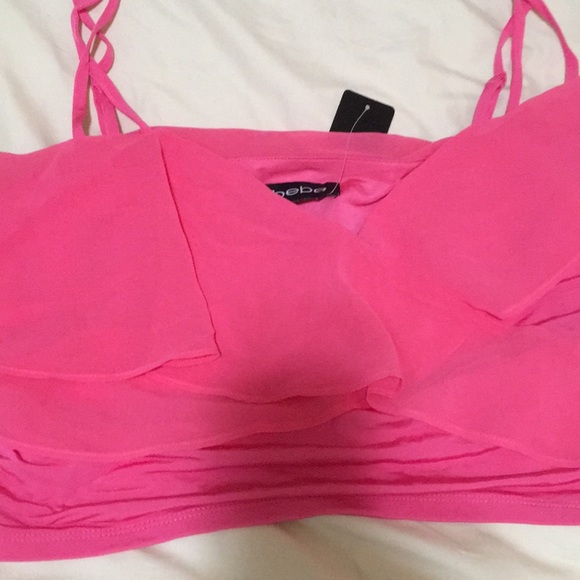 Pink crop - Picture 2 of 3